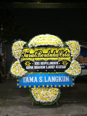 Papan Bunga Duka di Rasanae Timur